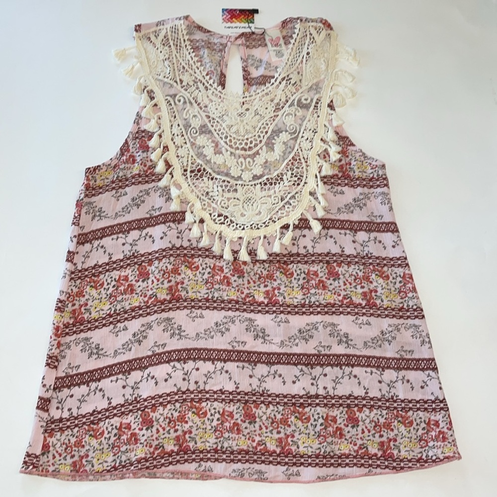 Threadzwear Boho Crocheted Tank Top Size Small NWT